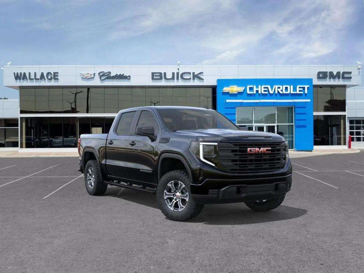 2026 GMC Sierra 1500 4WD Crew Cab 147 Pro — photo 1