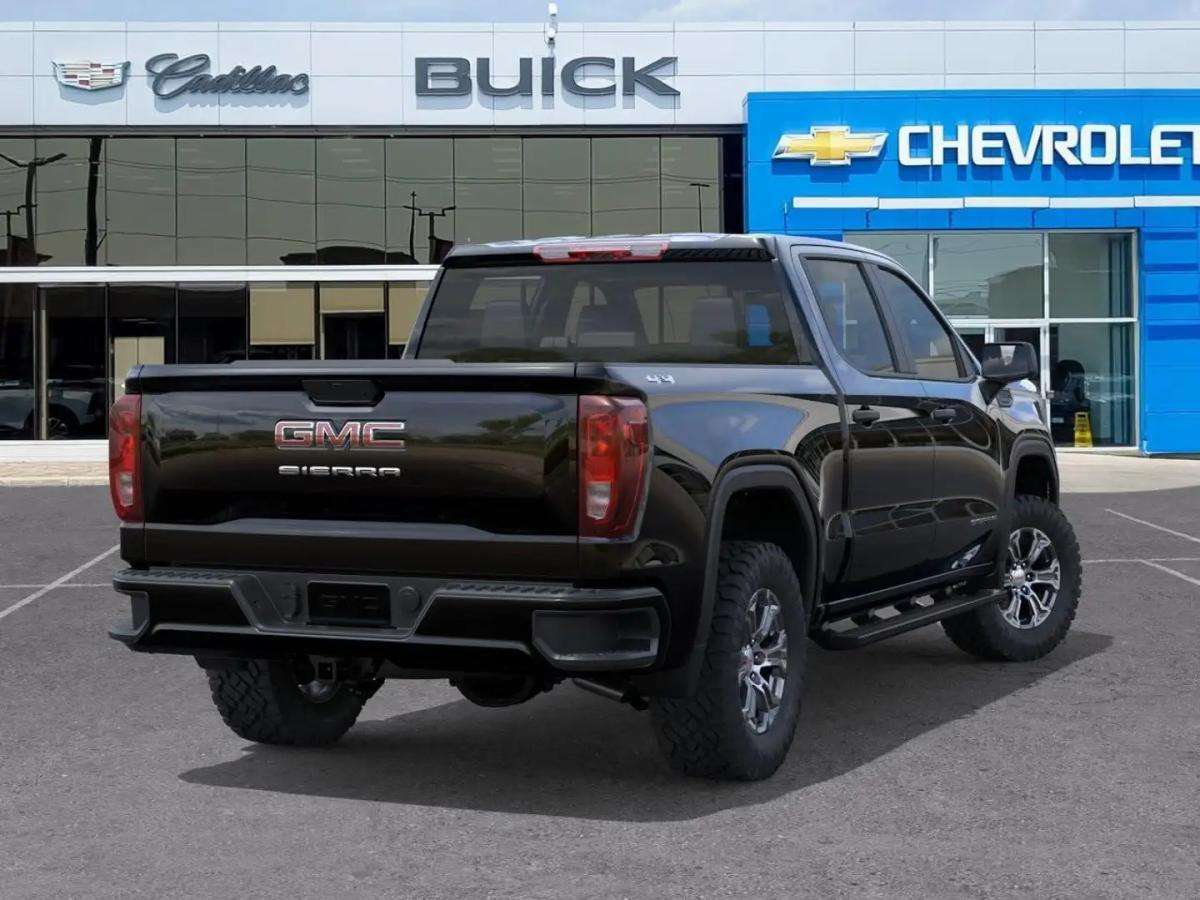 2026 GMC Sierra 1500 4WD Crew Cab 147 Pro — photo 1