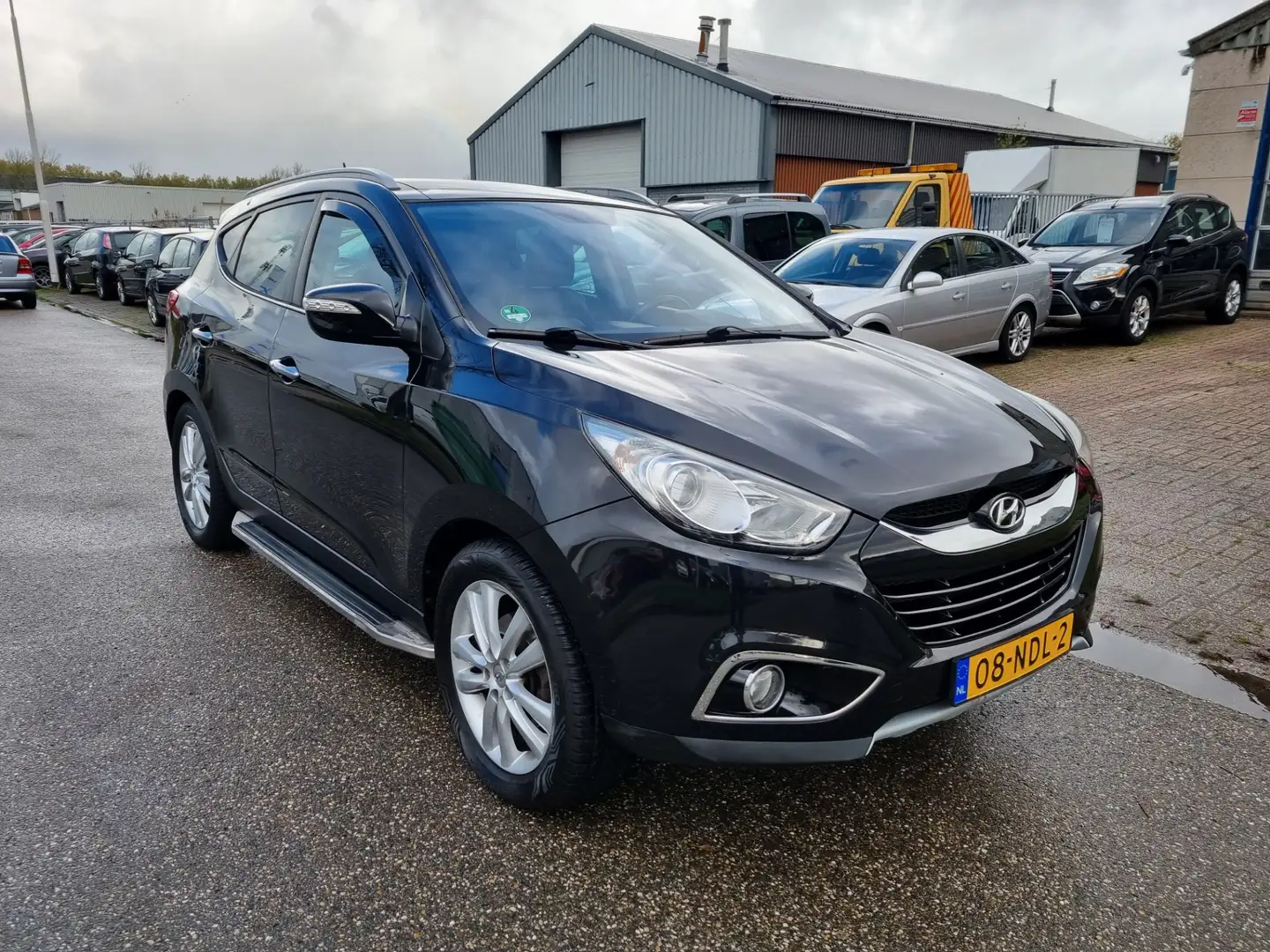 Hyundai iX35 2.0i i-Catcher Automaat Navi! Bj:2010 NAP! Schwarz - 2