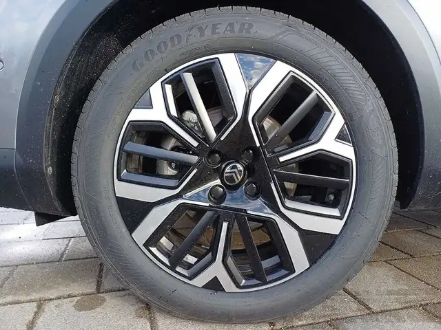 Citroen C4 view 14
