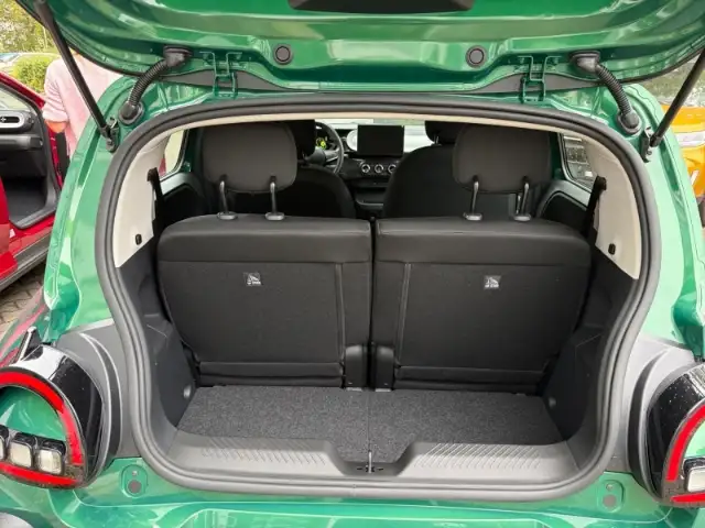 Renault Twingo view 12
