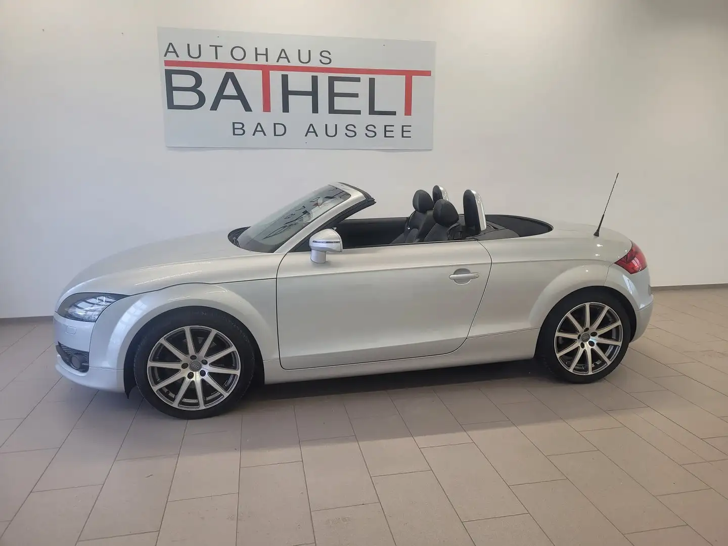 Audi TT 2.0 TFSI Silber - 2