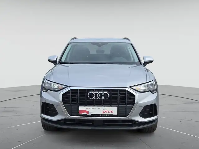 Audi Q3 view 2