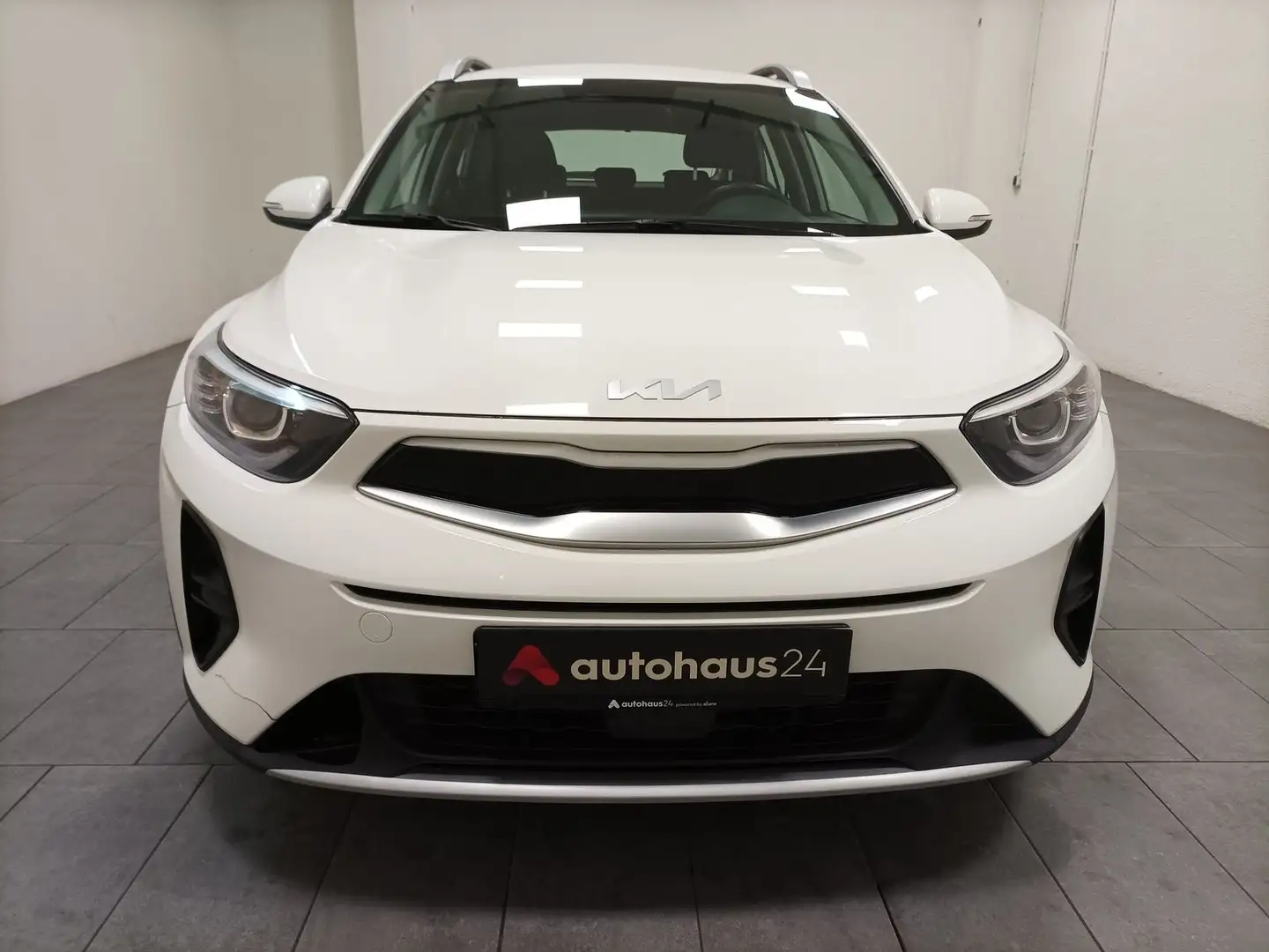 Kia Stonic 1.0 T-GDI Vision Navi|PDC|Tempomat|DAB Weiß - 2