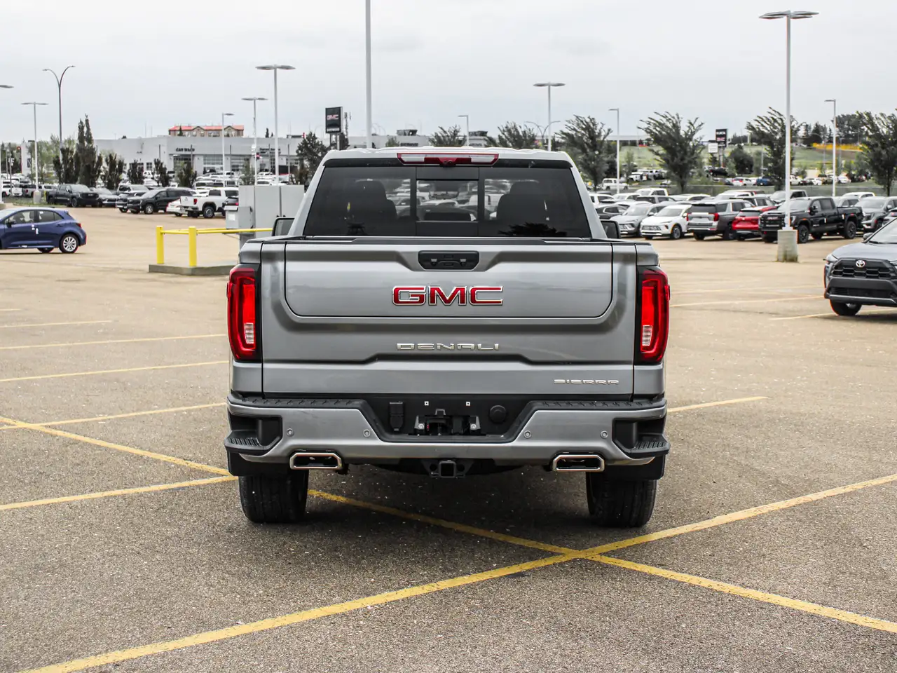 GMC Sierra 1500 снимка GMC Sierra 1500