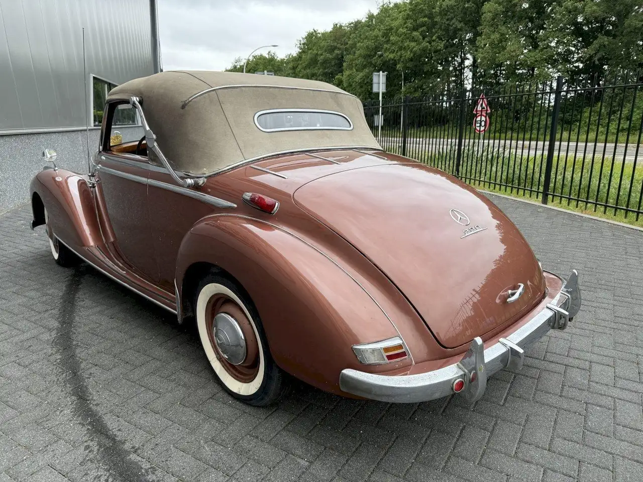 Mercedes-Benz 220 W187 220A Cabriolet, foto 7
