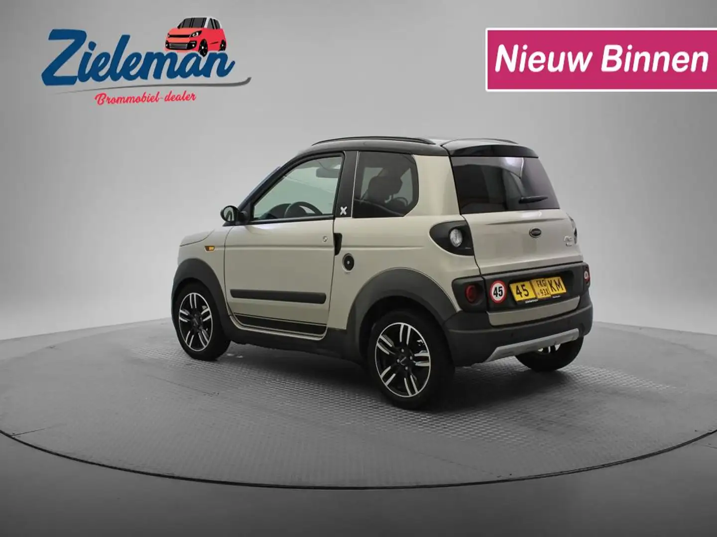 Microcar M.Go dCi M.GO 6 Plus - 2022 - 37.264 km - Airco, Stuurb Бежевий - 2