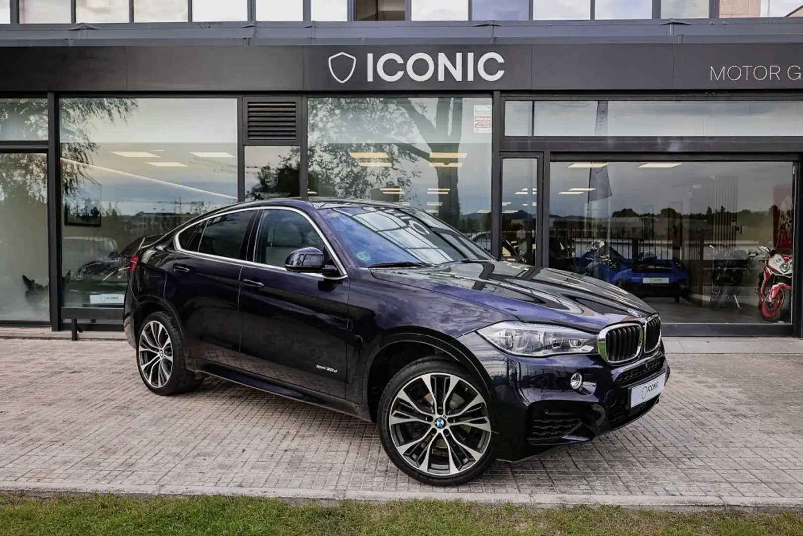 BMW X6 xDrive 30dA Azul - 1