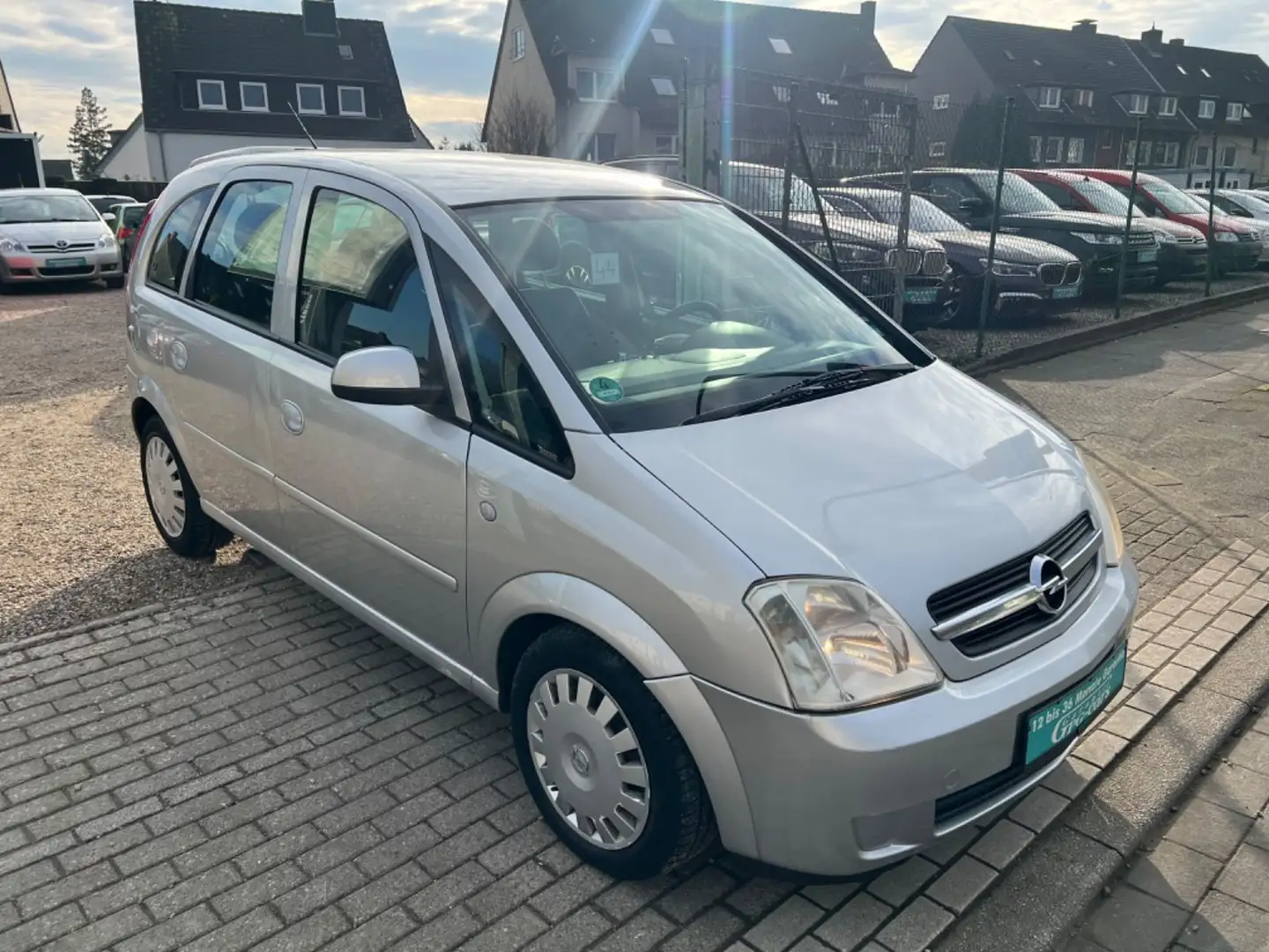 Opel Meriva Edition*TÜV NEU*2 HAND*KLIMA*TOP AUTO* Silber - 1