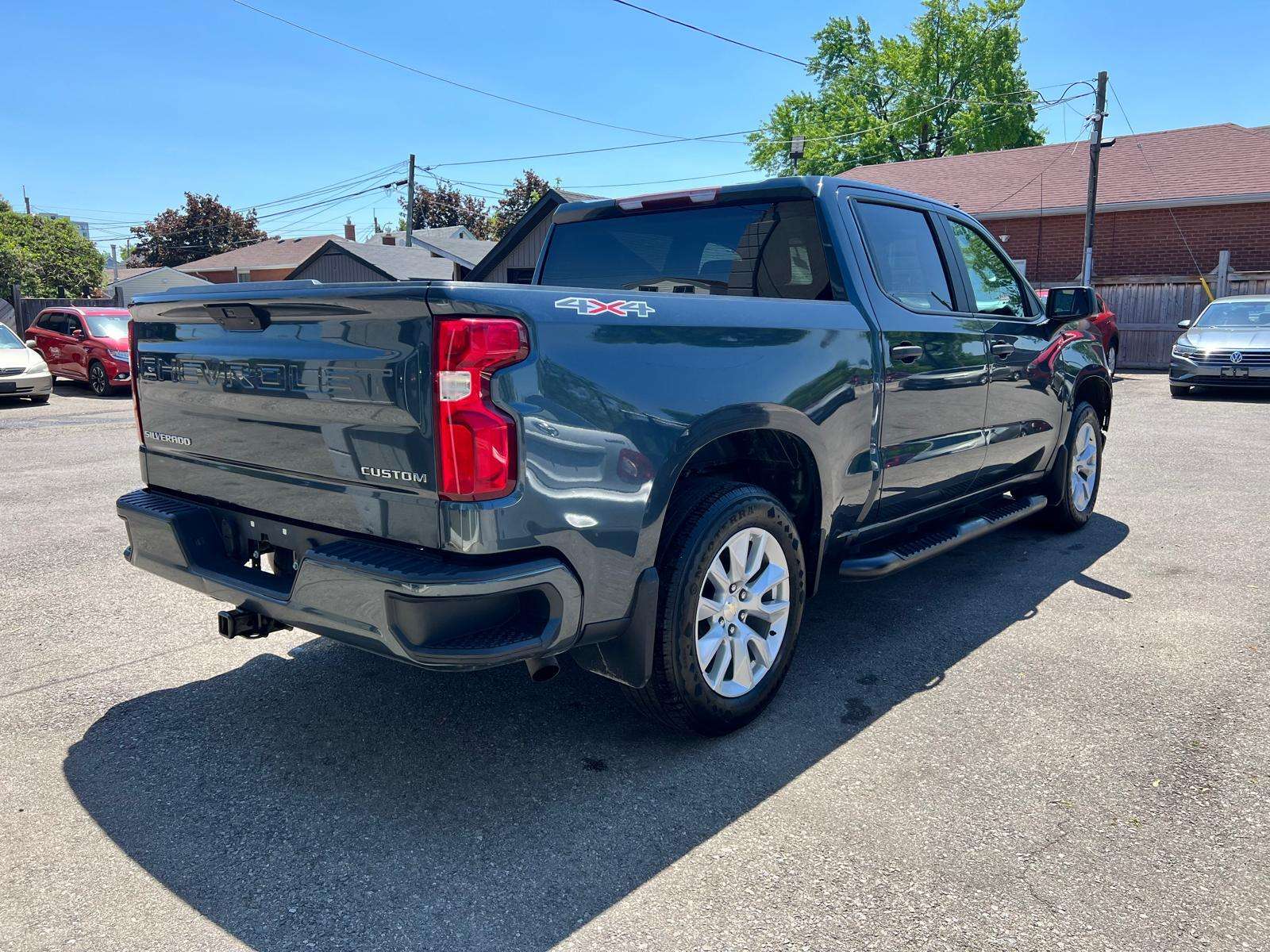 2021 Chevrolet Silverado 1500 4WD Crew Cab 147  Custom — снимка 1