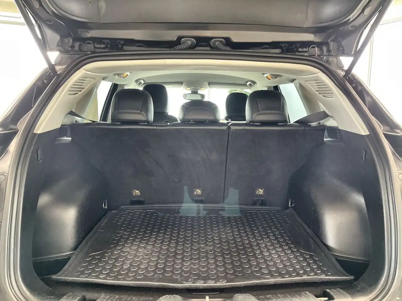 Jeep Compass снимка Jeep Compass