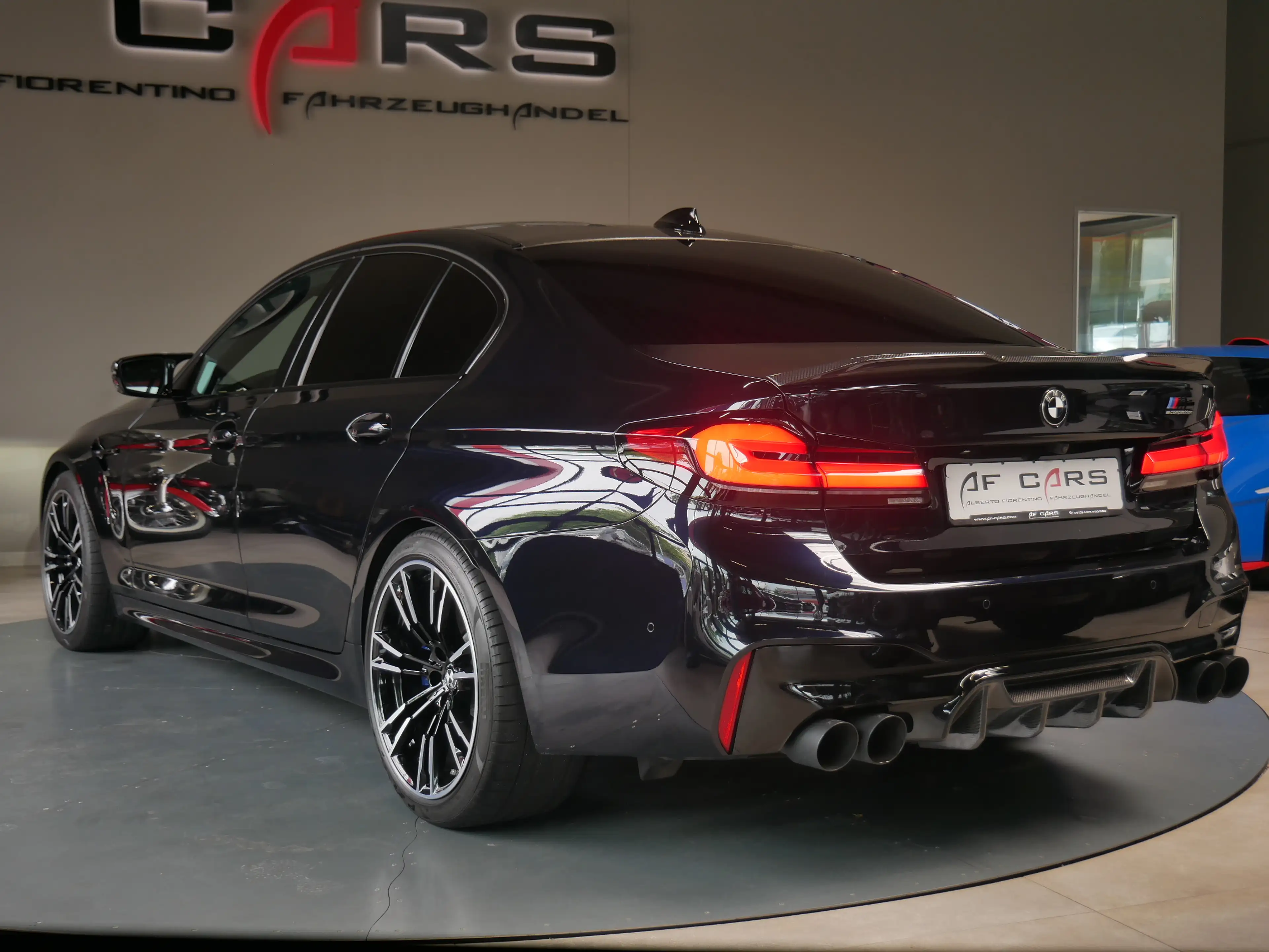 BMW M5 Competition Massage B&W Grail 360° LED Live — photo 4