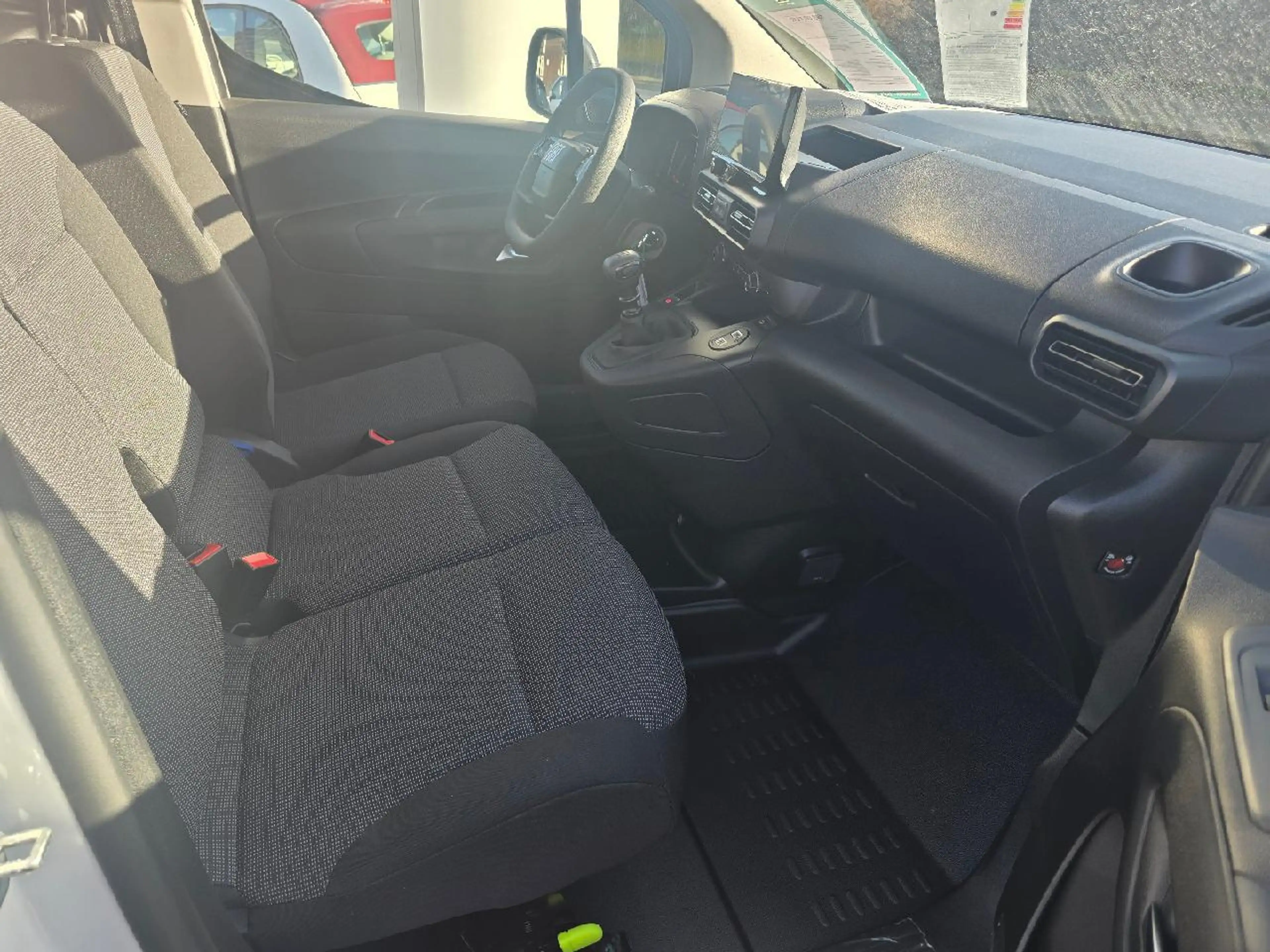Fiat Doblo Kastenwagen XL 1.5 Diesel 75 kW — photo 9