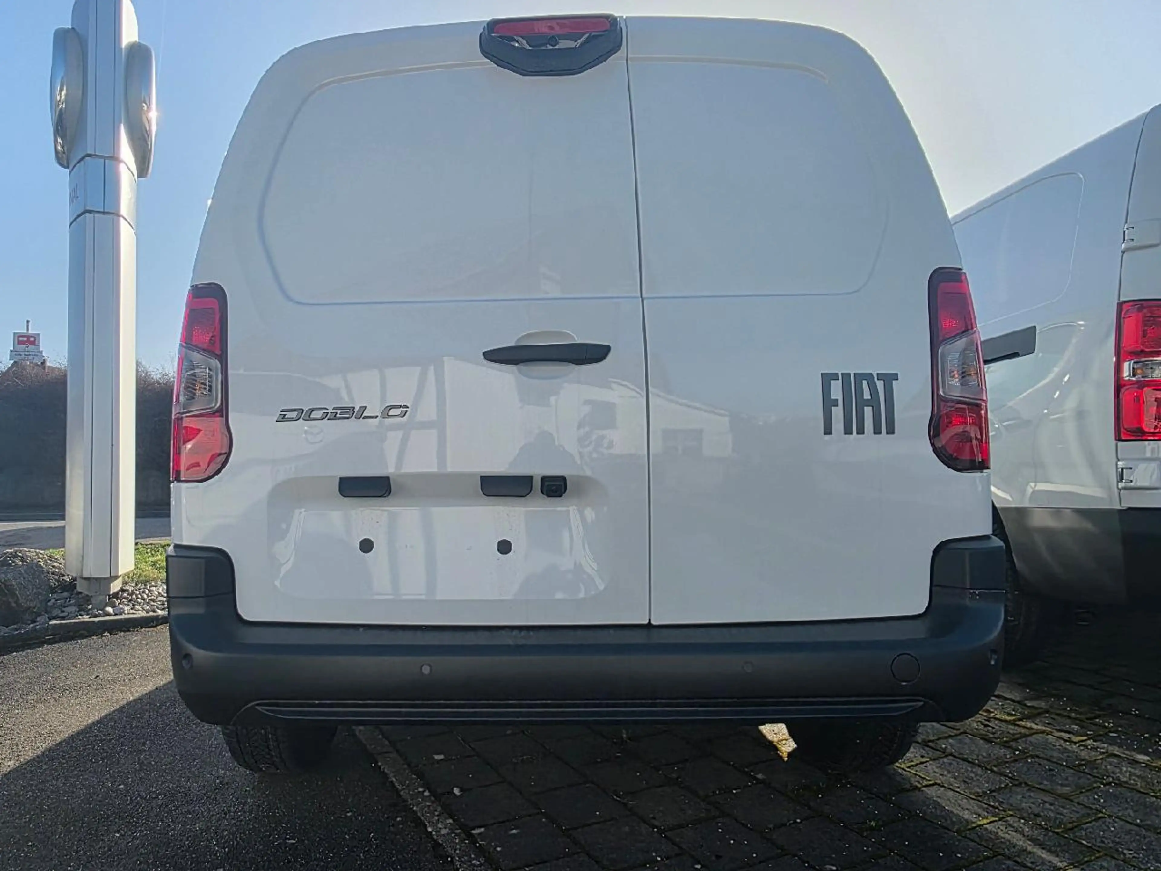 Fiat Doblo Kastenwagen XL 1.5 Diesel 75 kW — photo 5