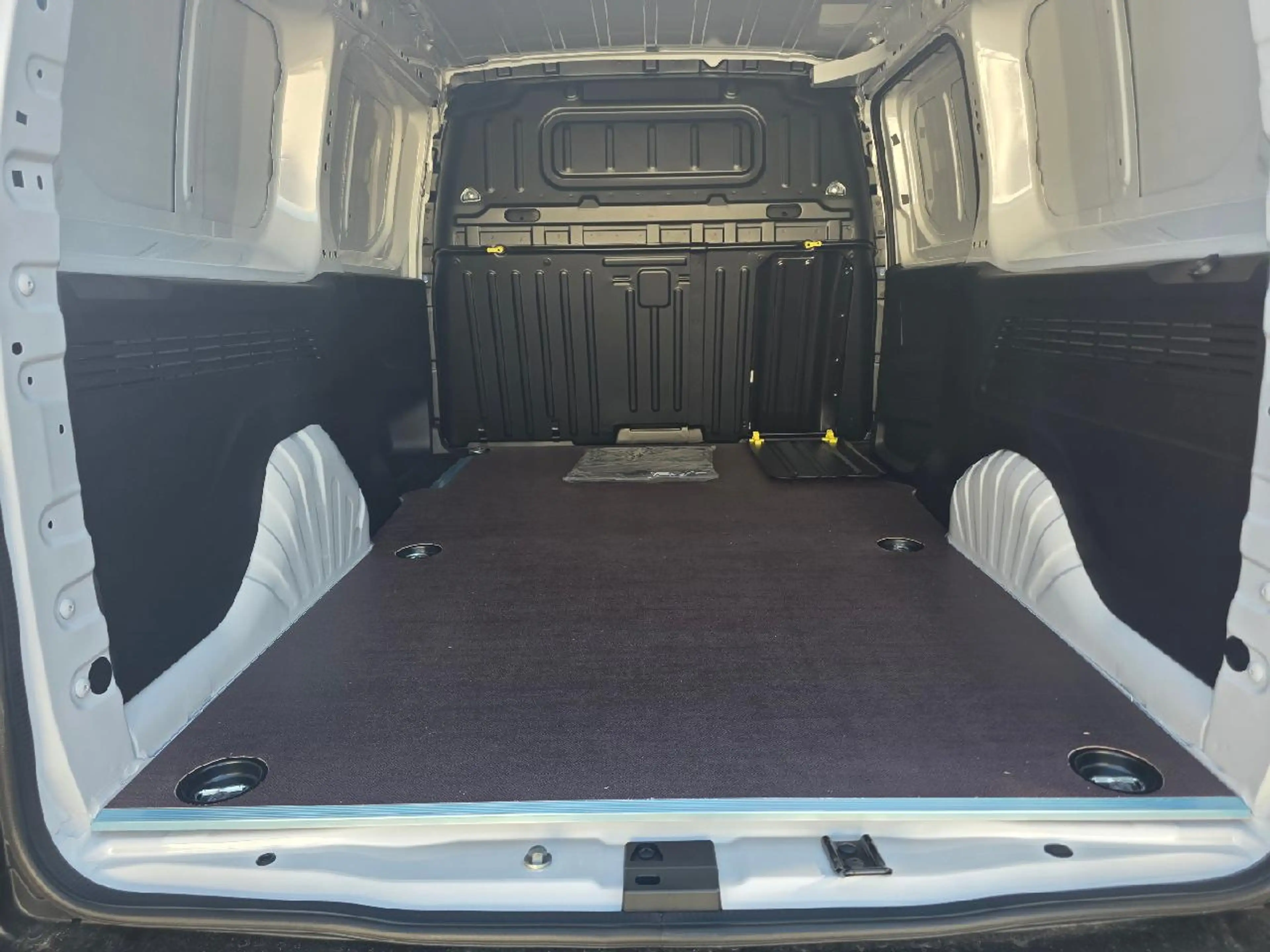 Fiat Doblo Kastenwagen XL 1.5 Diesel 75 kW — photo 12