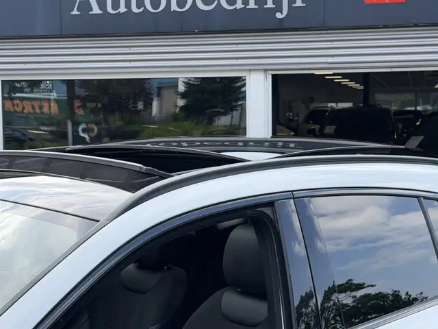 Mercedes-Benz Gla view 10