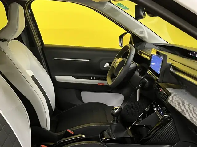 Citroen C3 view 2