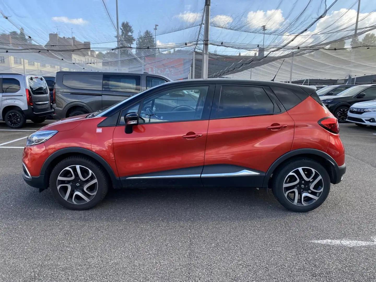 Renault Captur 1.5 Energy dCi 90 Helly Hansen Rouge - 2