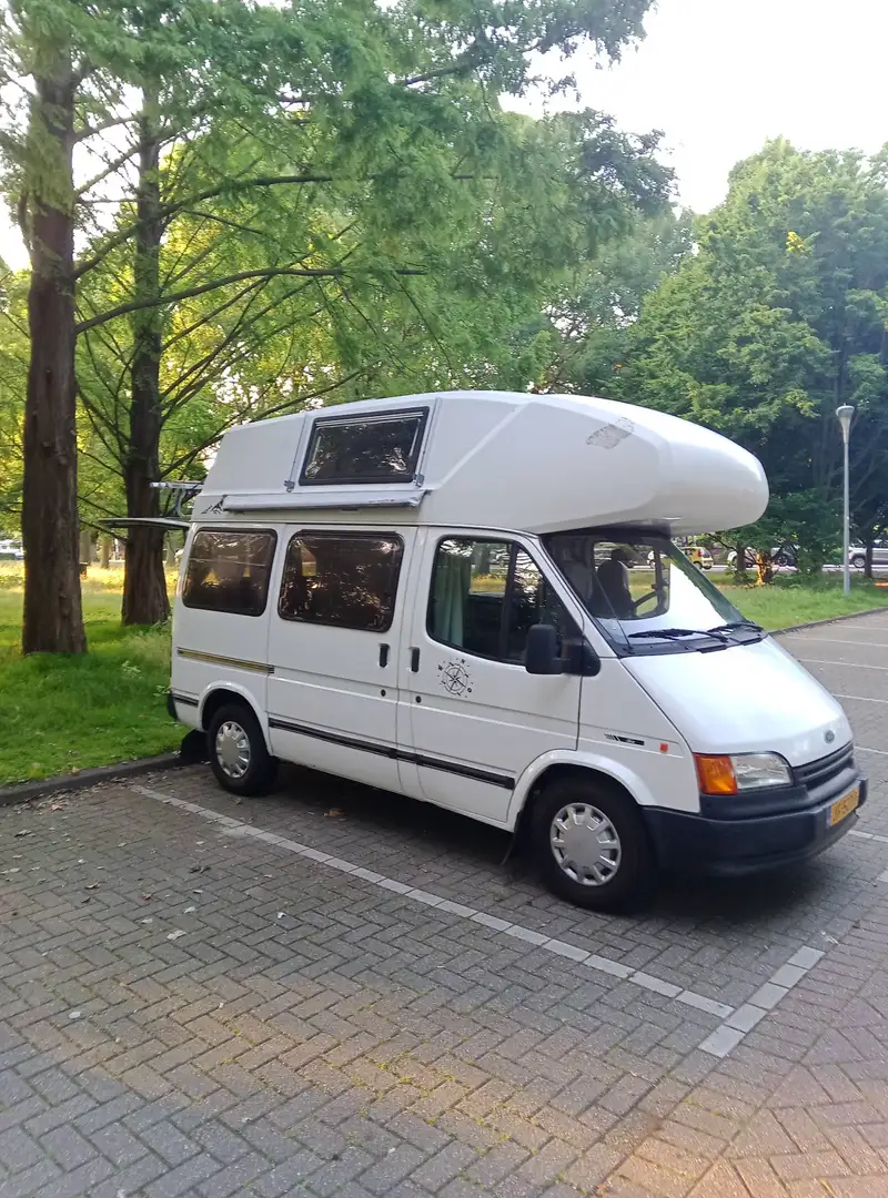 Ford Mustang Transit Wit - 2