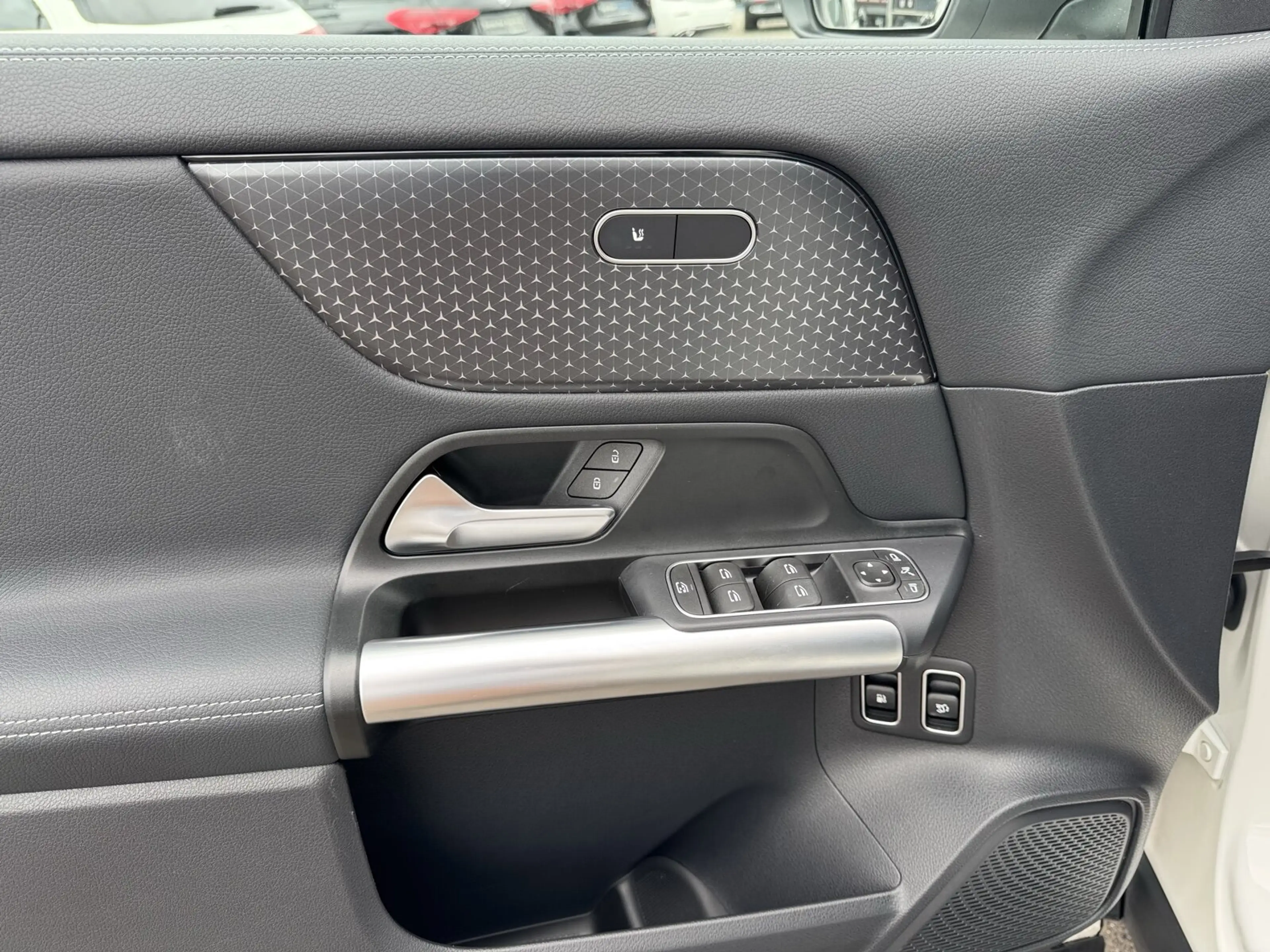 Mercedes-Benz GLA 250 GLA 250 e PROGRESSIVE NAVI+LED+KAMERA+EASY-P+SHZ — photo 9