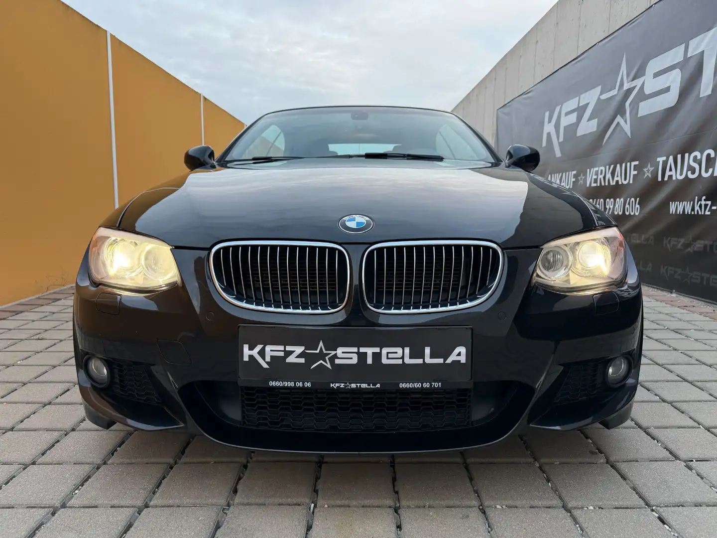 BMW 330 d E93 Cabrio M-Paket Edition / HarmanKardon / Aut Schwarz - 2