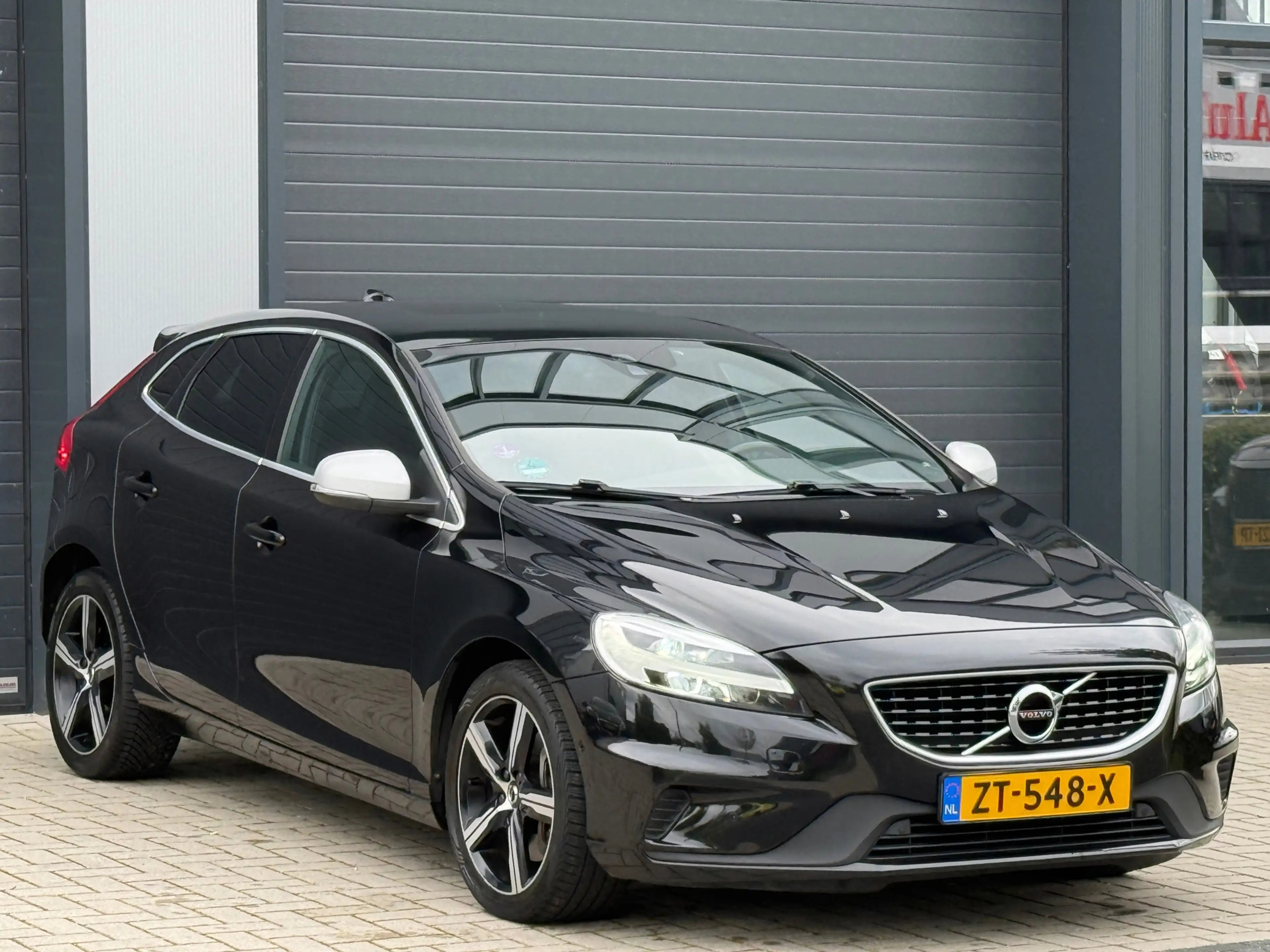 Volvo V40 1.5 T3 Polar+ Sport / AUTOMAAT / NAP / TREKHAAK / — photo 13