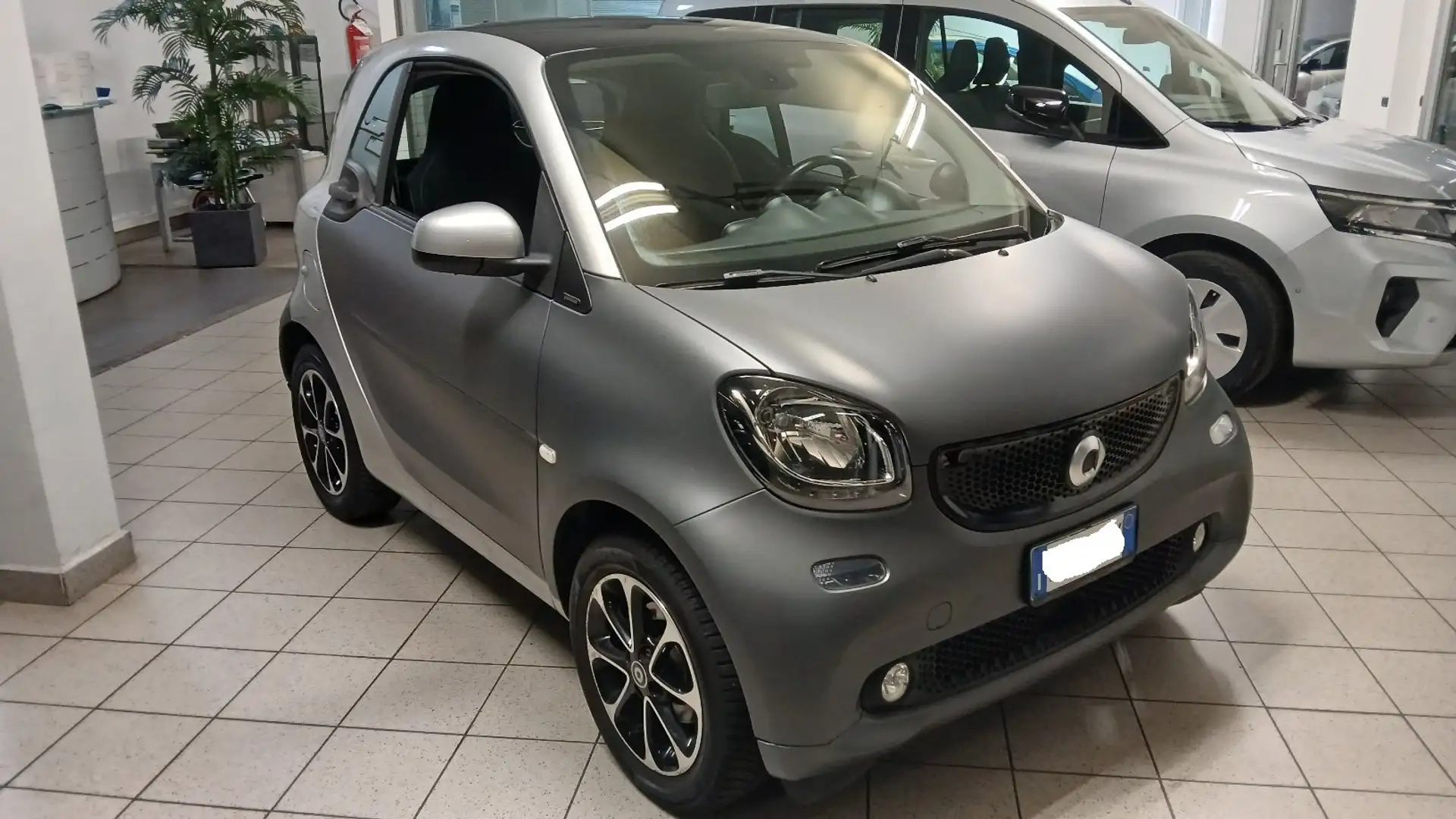 smart forTwo Fortwo 1.0 Passion 71cv twinamic Grigio - 1