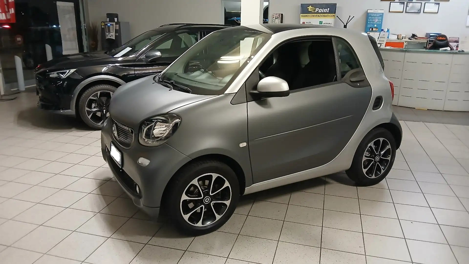 smart forTwo Fortwo 1.0 Passion 71cv twinamic Grigio - 2