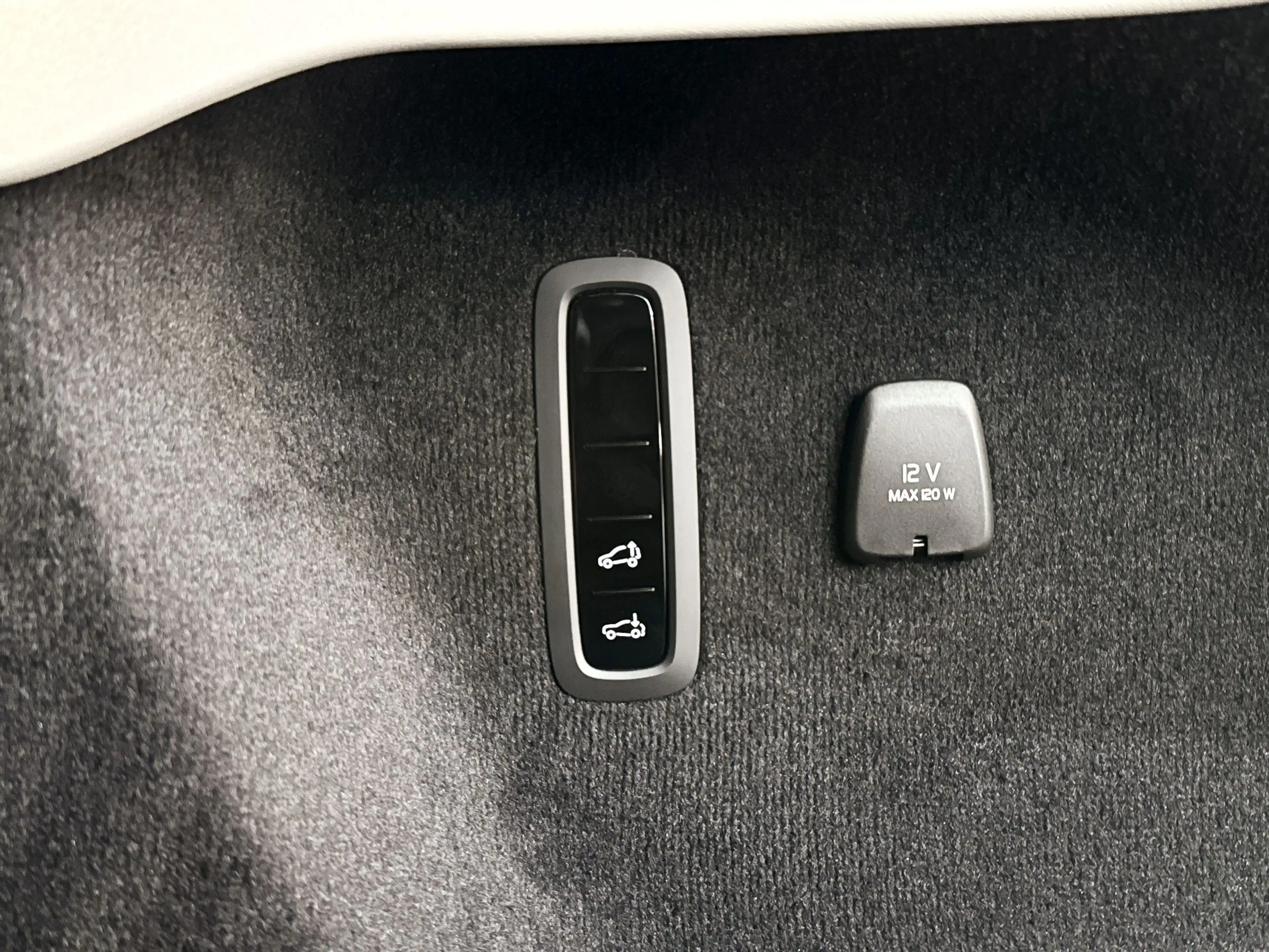 Volvo ES90 Single Motor Extended Range Ultra 92 kWh | Panoram — photo 15
