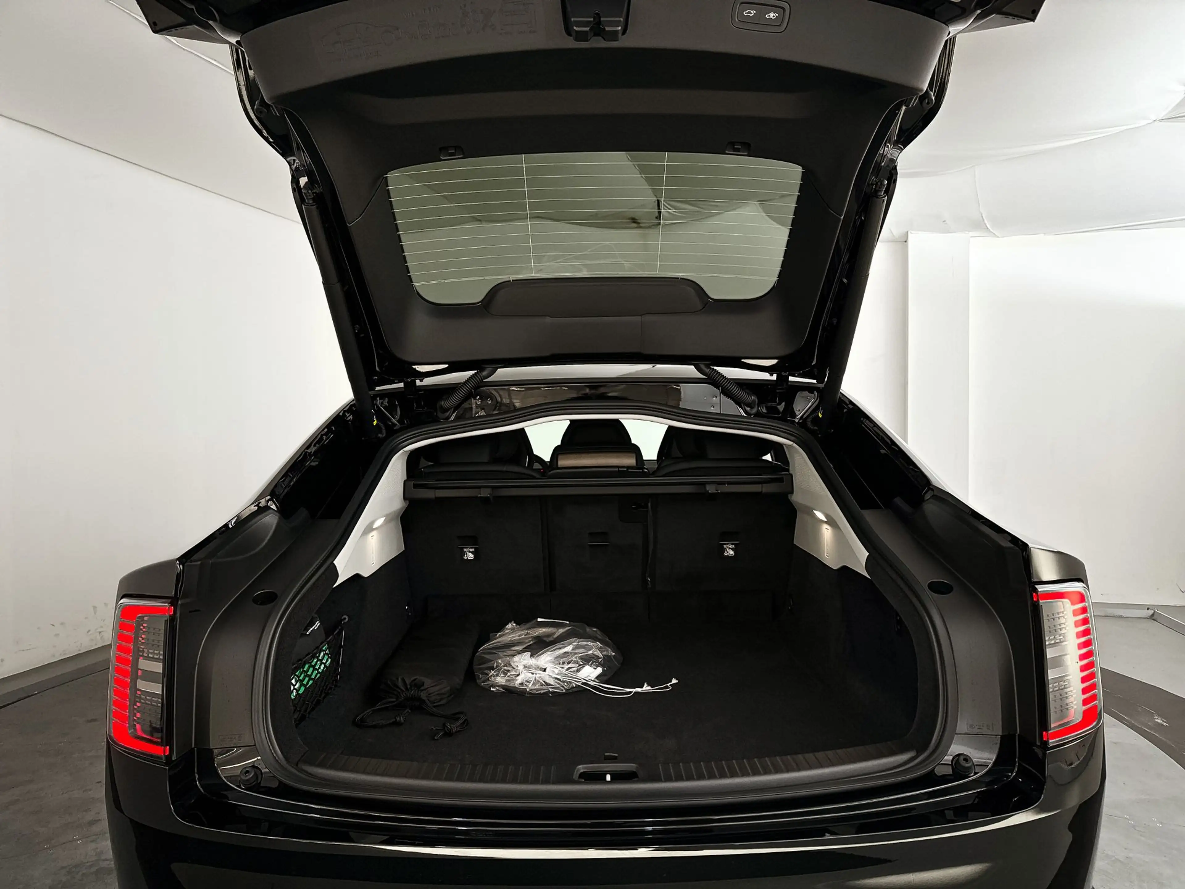 Volvo ES90 Single Motor Extended Range Ultra 92 kWh | Panoram — photo 13