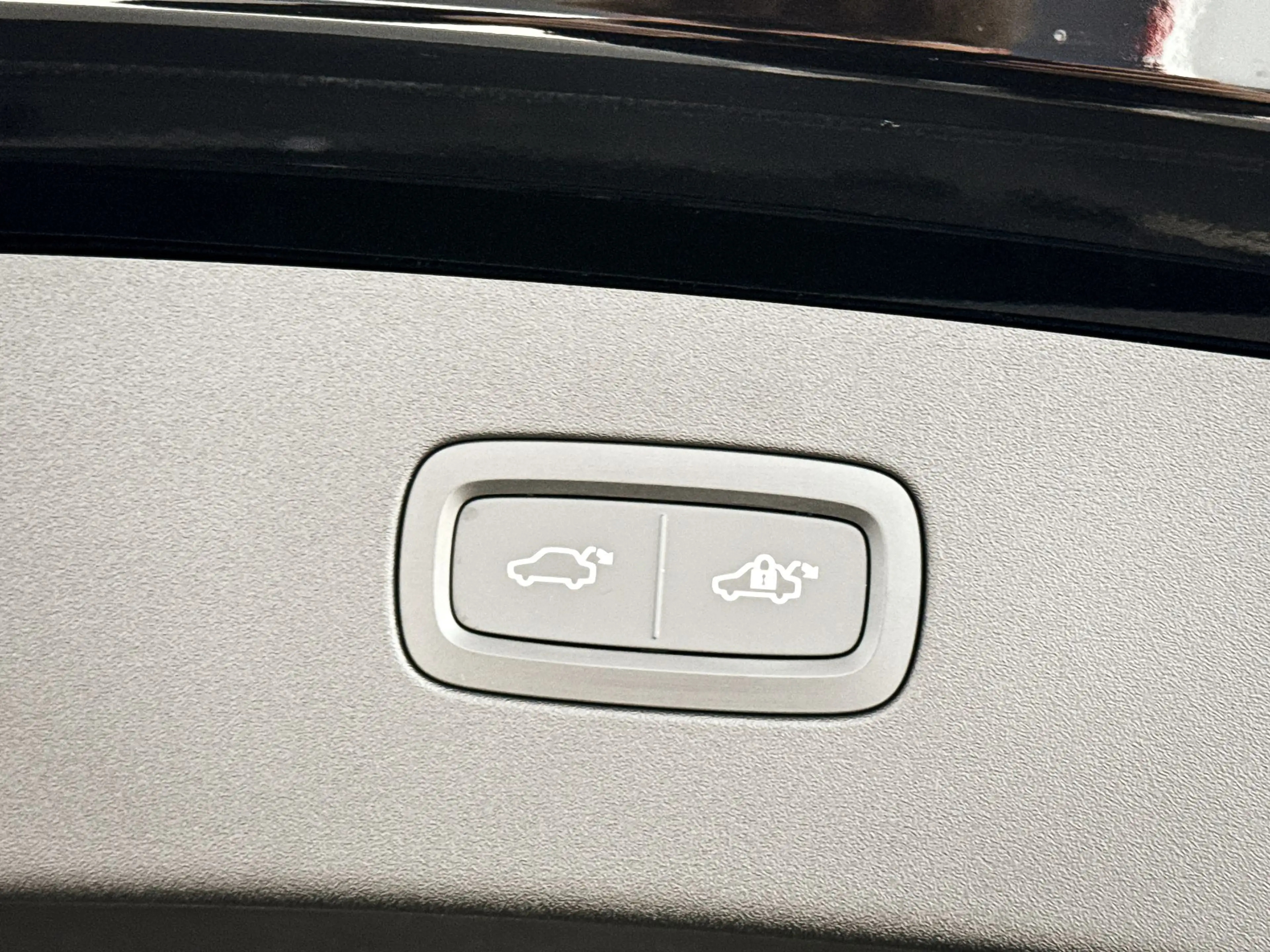 Volvo ES90 Single Motor Extended Range Ultra 92 kWh | Panoram — photo 14