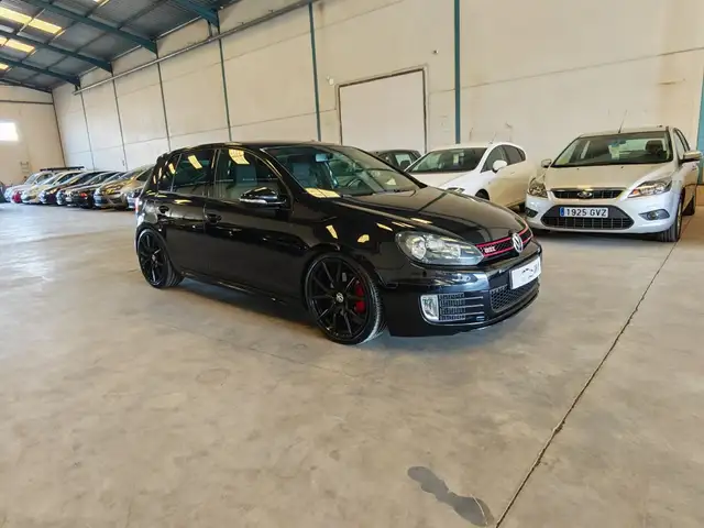 Volkswagen Golf GTI 2.0 TSI Last Edition