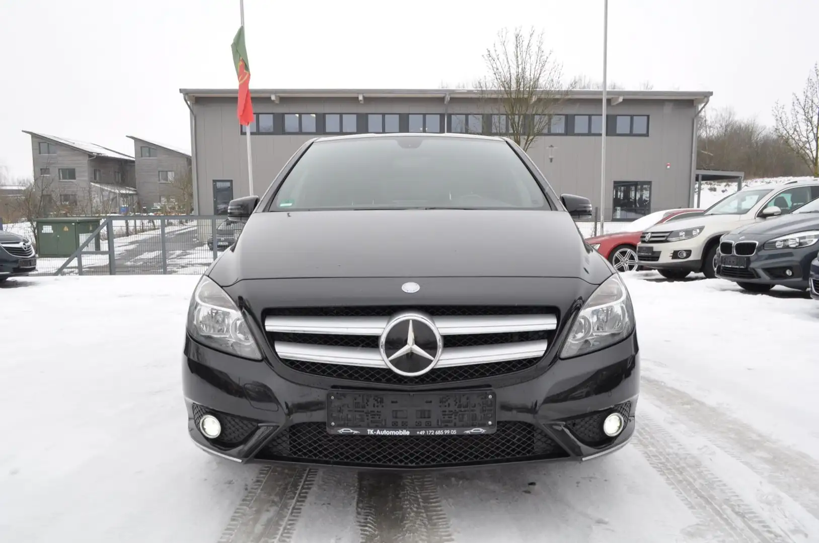 Mercedes-Benz B 200 Mercedes-Benz B 200/NAVI/PDC/SHZ Schwarz - 2