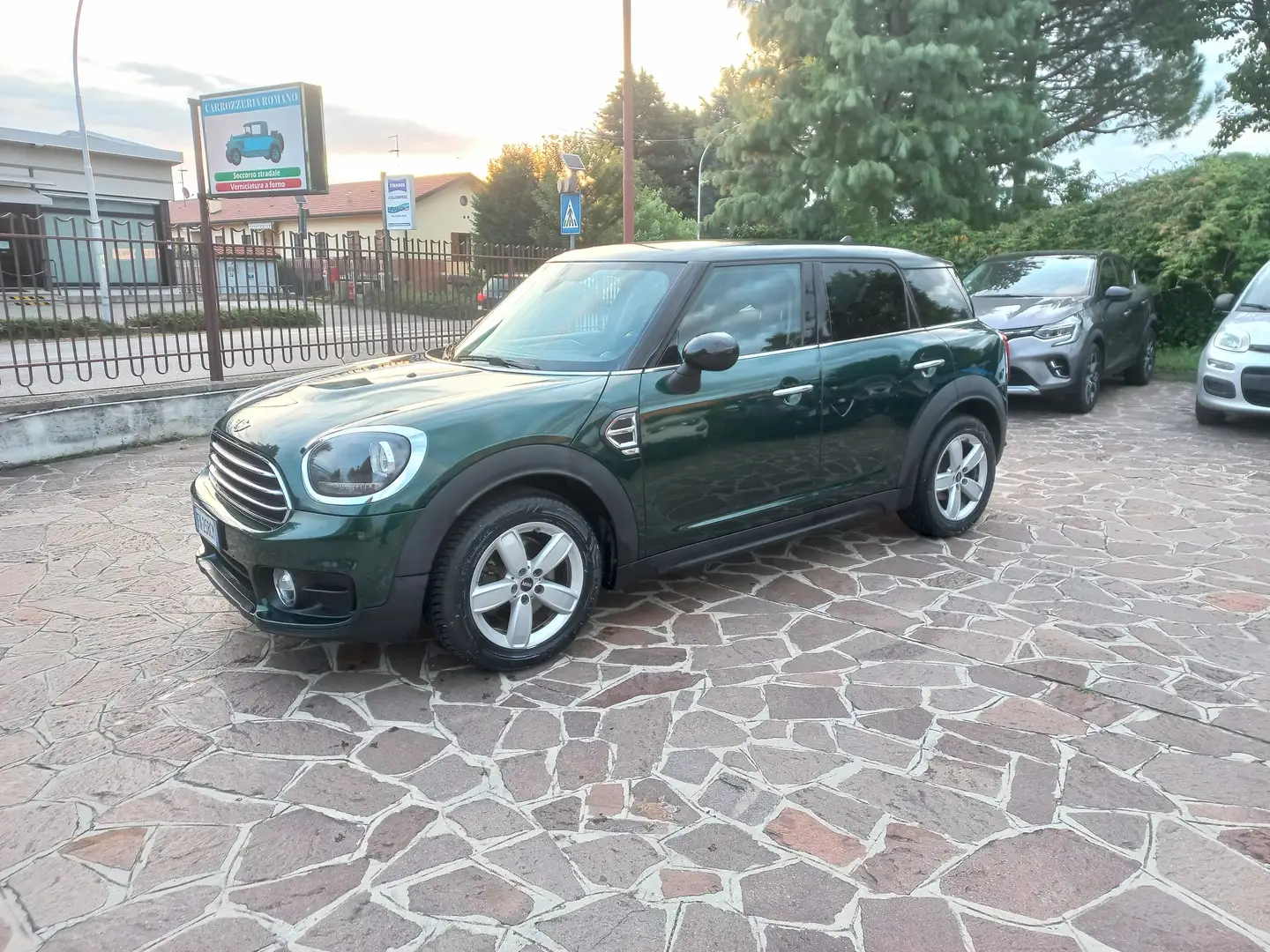MINI Cooper Countryman coouper caunrtymen Verde - 1