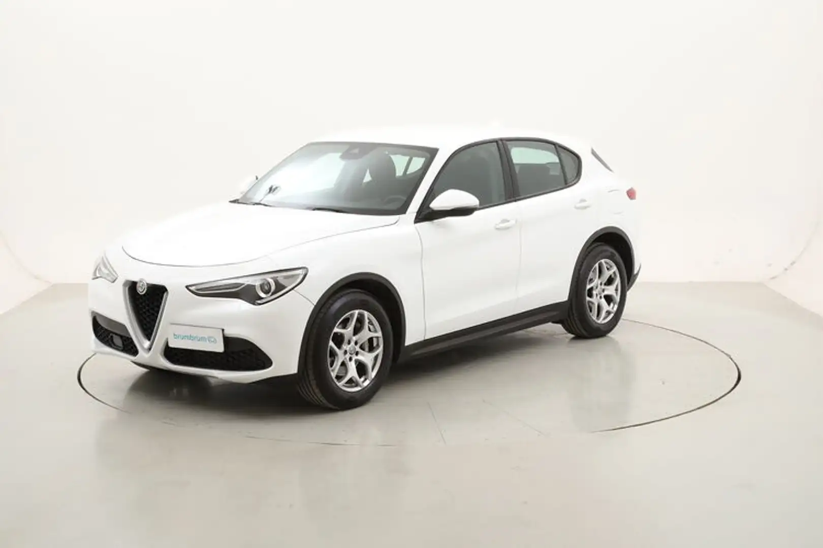 Alfa Romeo Stelvio Business AT8 2.1 Diesel 160CV Wit - 1