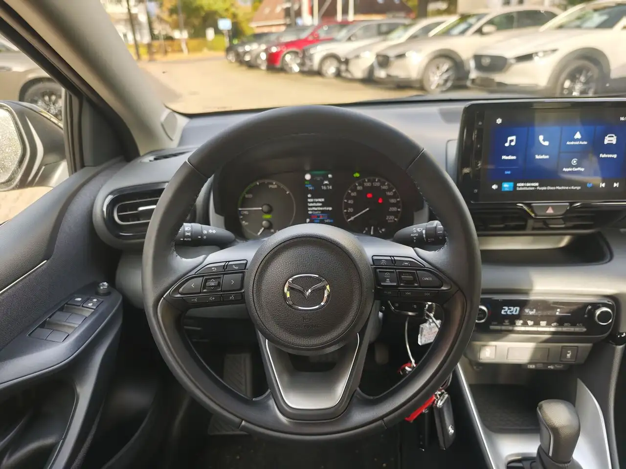 Mazda 2 Hybrid 1.5L VVT-i Center-Line 5
