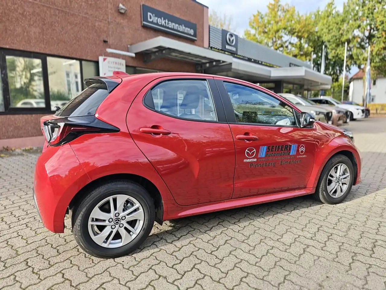 Mazda 2 Hybrid 1.5L VVT-i Center-Line 4