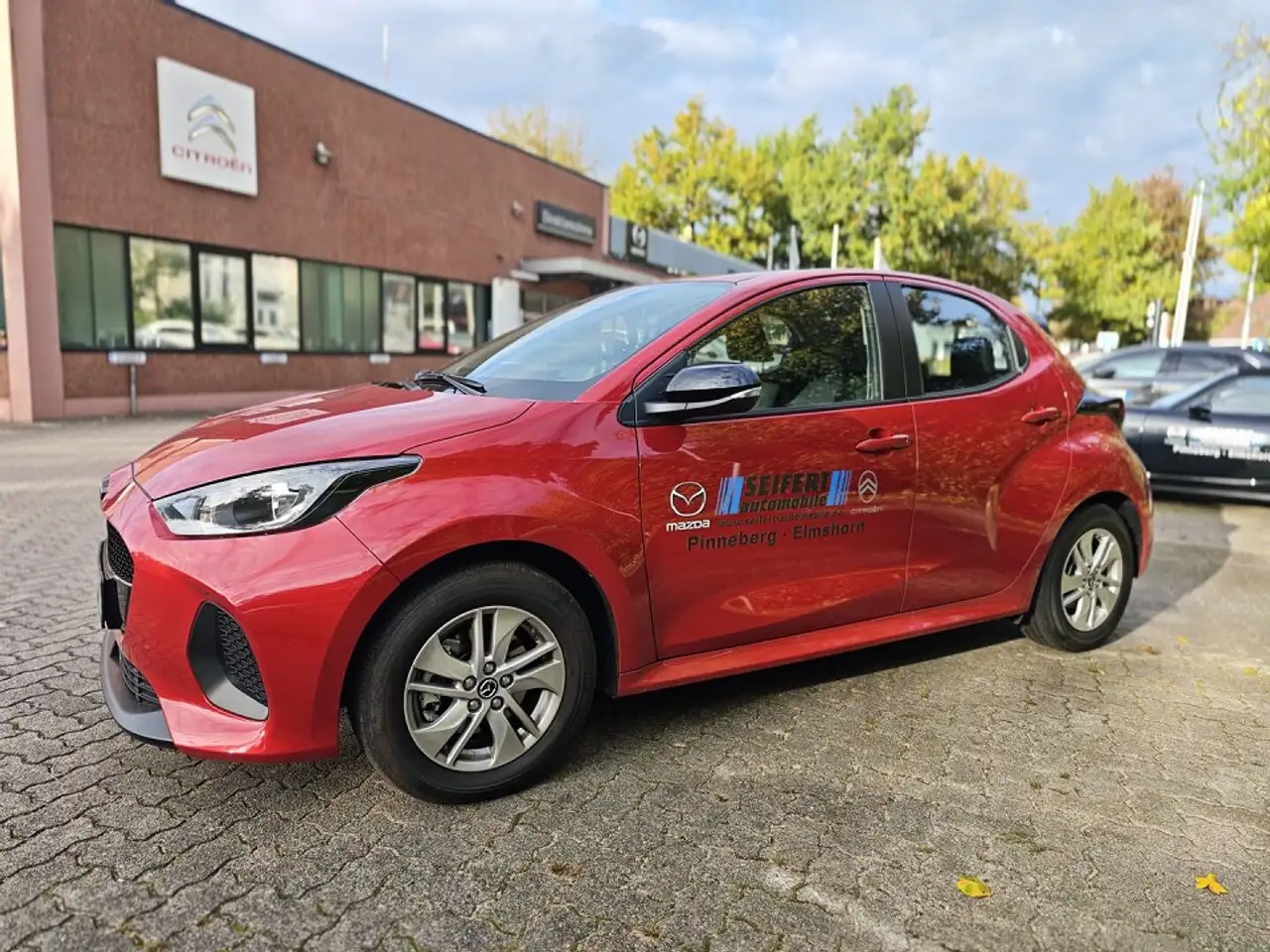 Mazda 2 Hybrid 1.5L VVT-i Center-Line 2