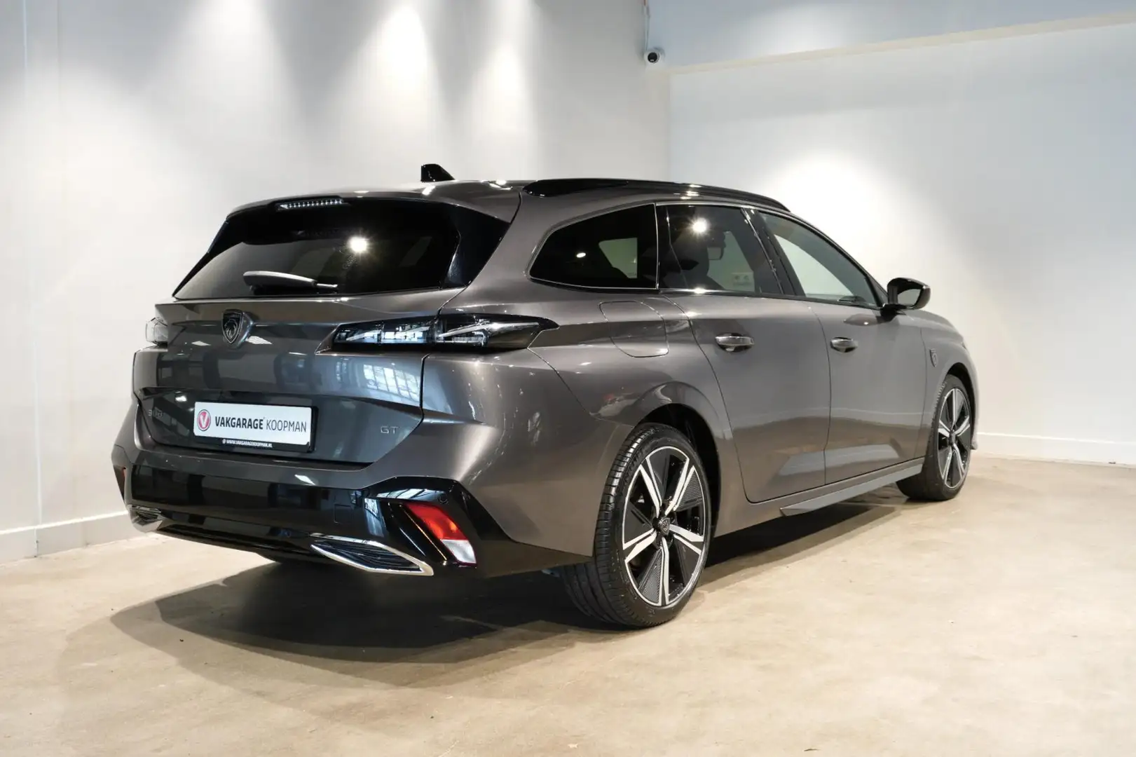 Peugeot 308 SW 1.2 PureTech GT Automaat ACC, Virtuele Cockpit, Grau - 2