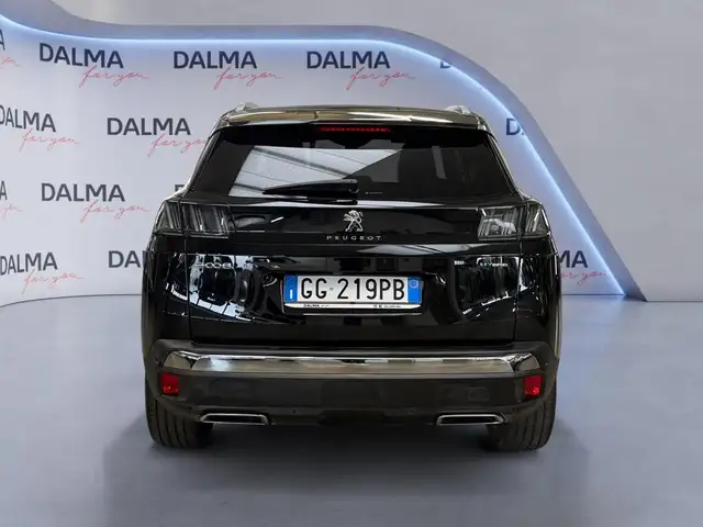 Peugeot 3008 view 4
