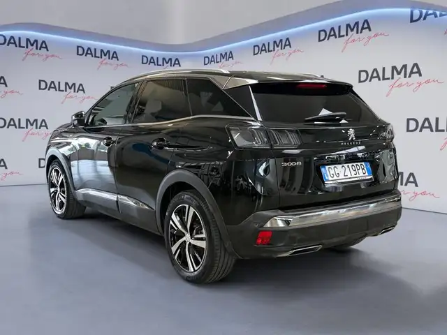 Peugeot 3008 view 3