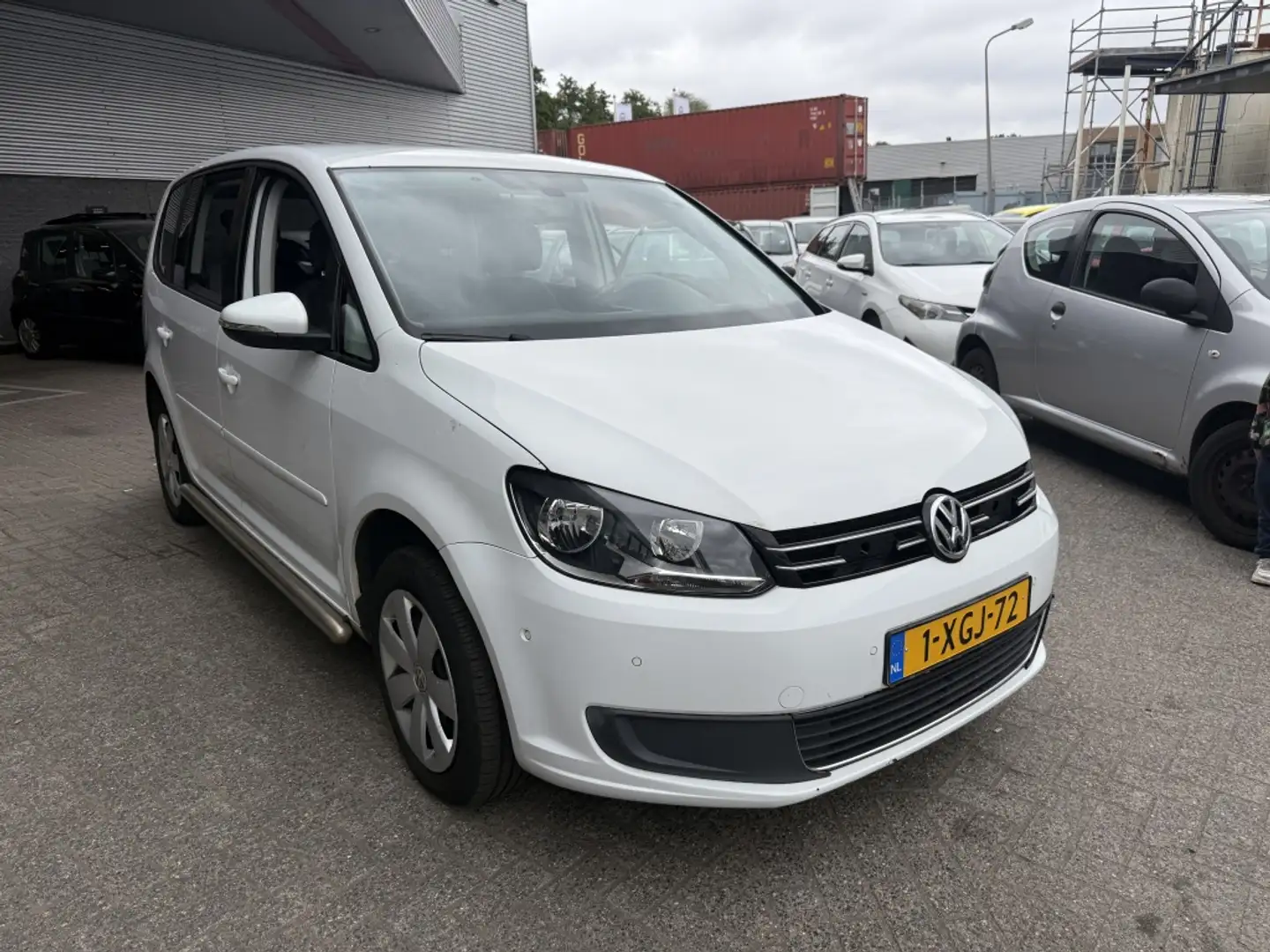 Volkswagen Touran 2.0 TDI Comfl. BlueM Wit - 2