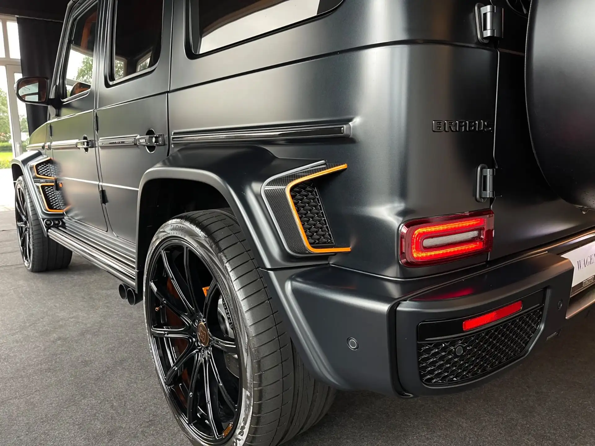 벤츠 G-Klasse 63 AMG BRABUS B800 Masterpiece 2023 검정 사진 8