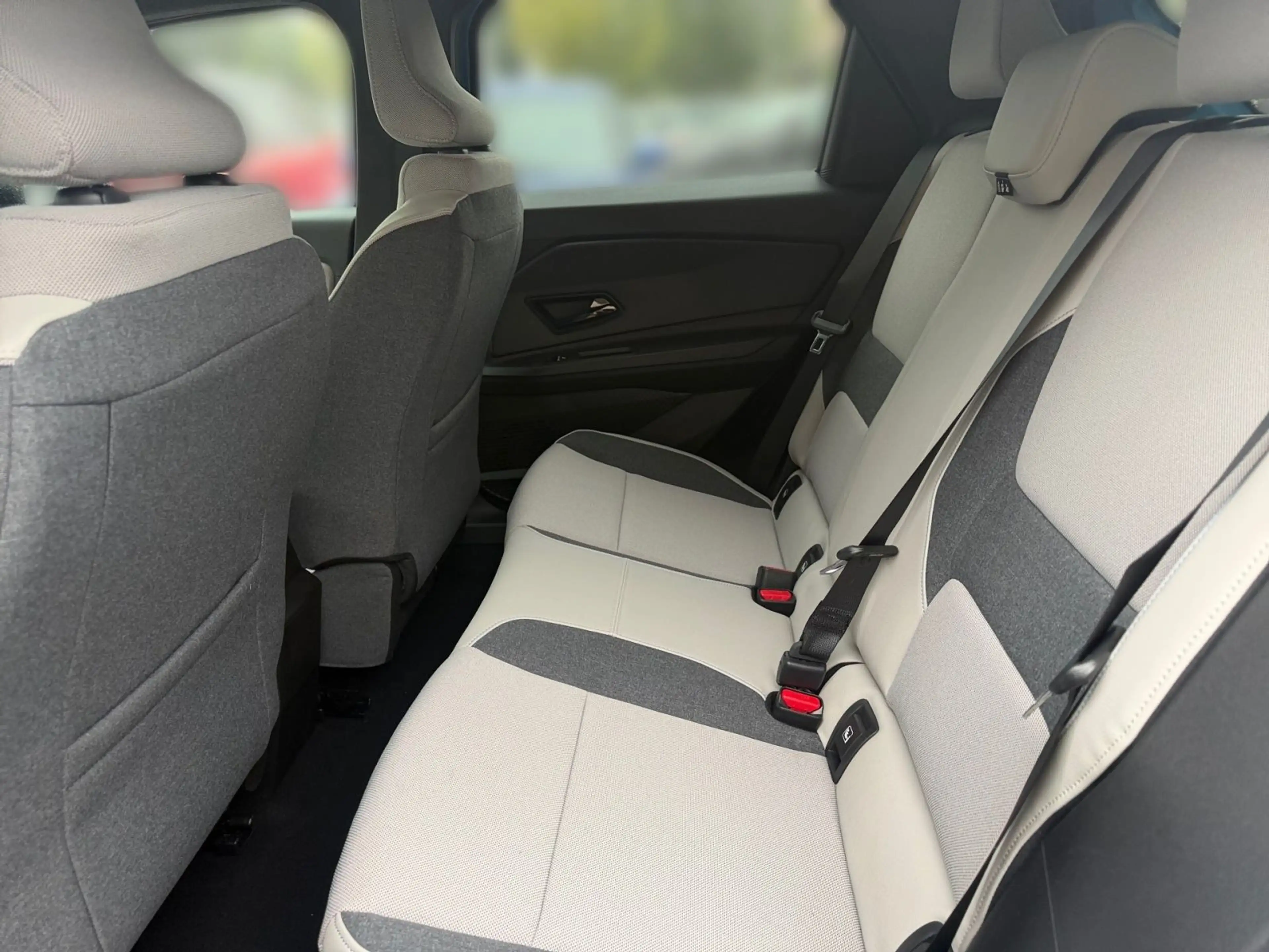 Nissan Micra MICRA 40 kWh ADVANCE — photo 10