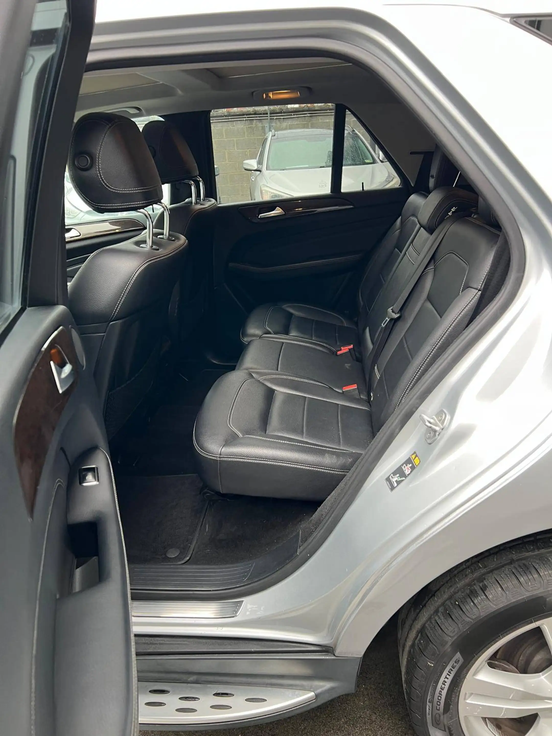 Mercedes-Benz ML 350 FULLY LOADED-4MATIC-ONLY FOR EXPORT OUT OF EUROPE — photo 12