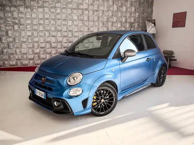 Abarth 595 1.4 t-jet Competizione 180cv - IVA ESPOSTA