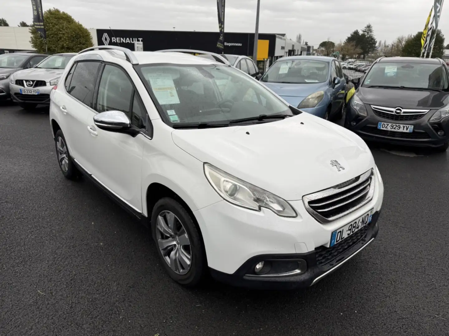 Peugeot 2008 1.6 e-HDi 92ch FAP Business Pack - 2