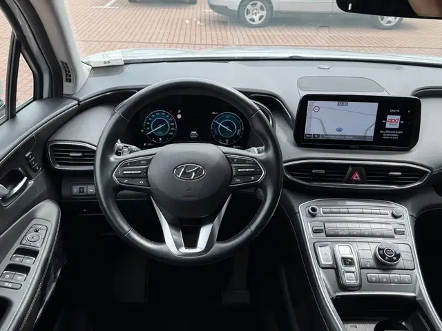 Hyundai Santa FE view 11
