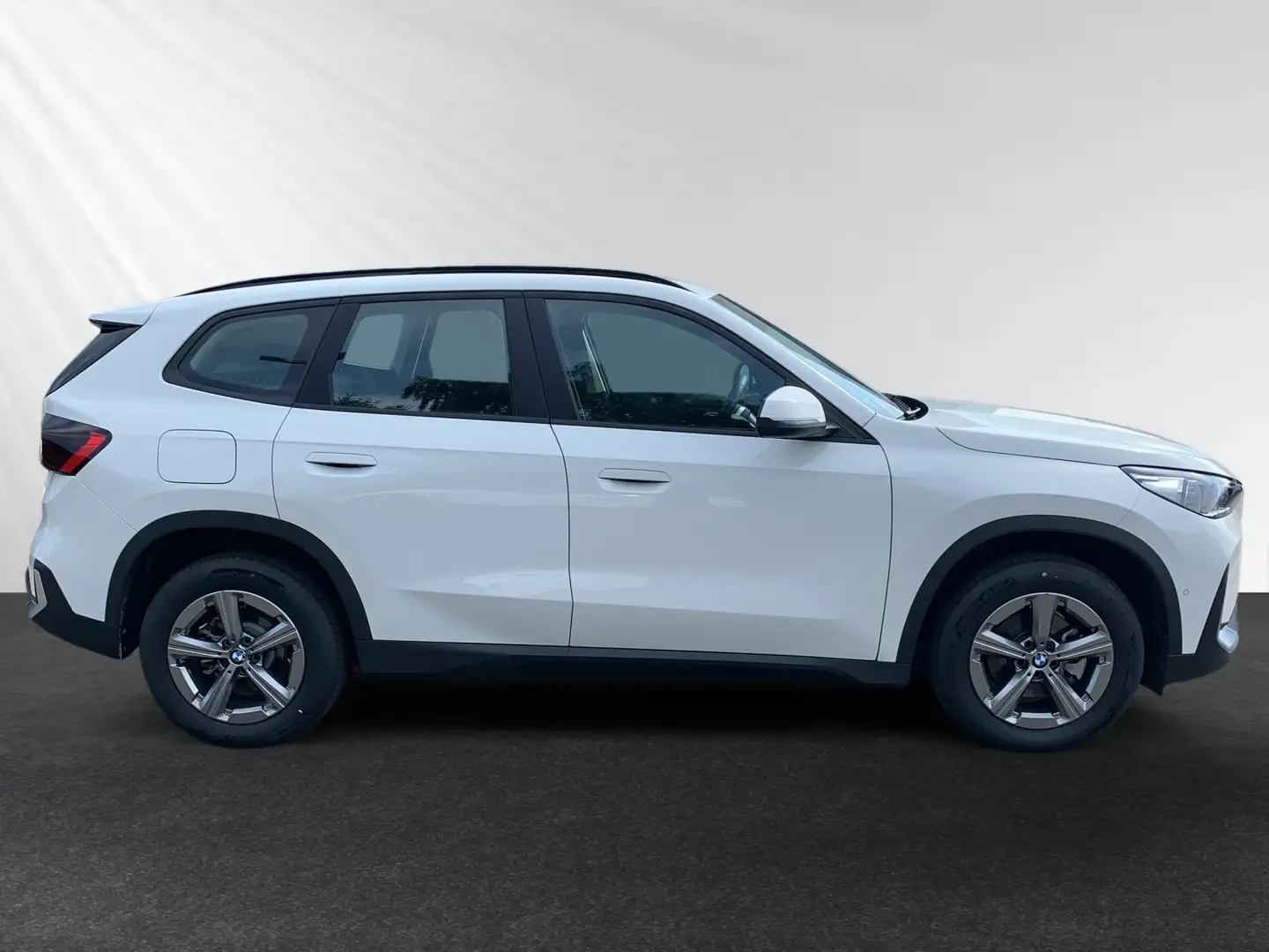 BMW X1 sDrive18i Anhängerk.|DrivingAssistant+|PA Blanco - 2