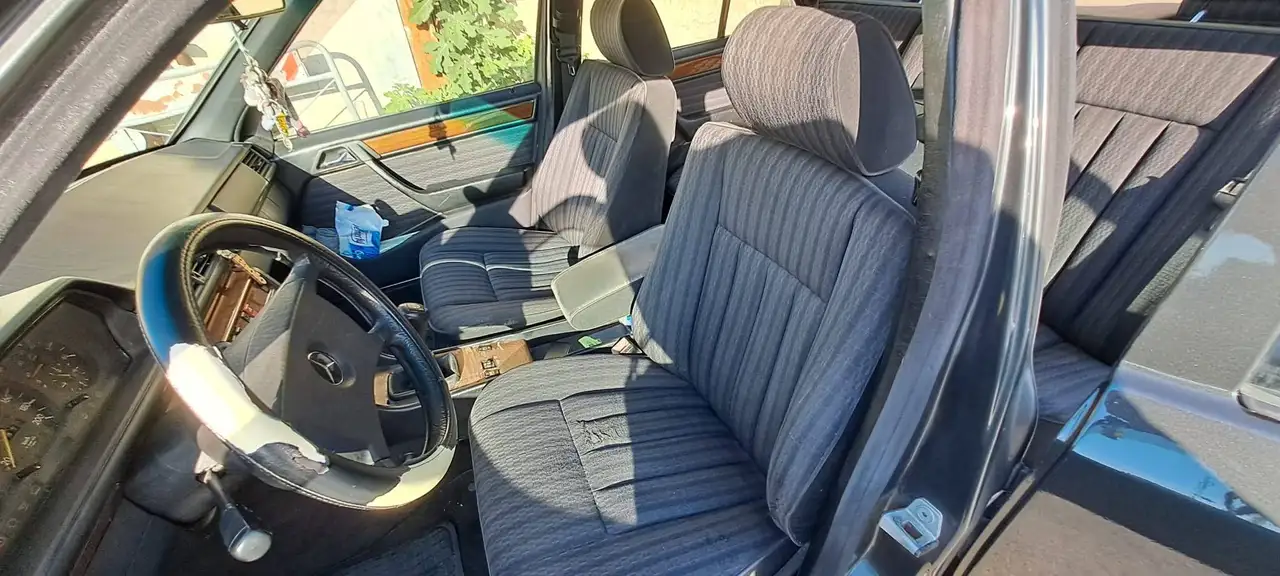 Mercedes-Benz E 250 E (124) 250 d, foto 7